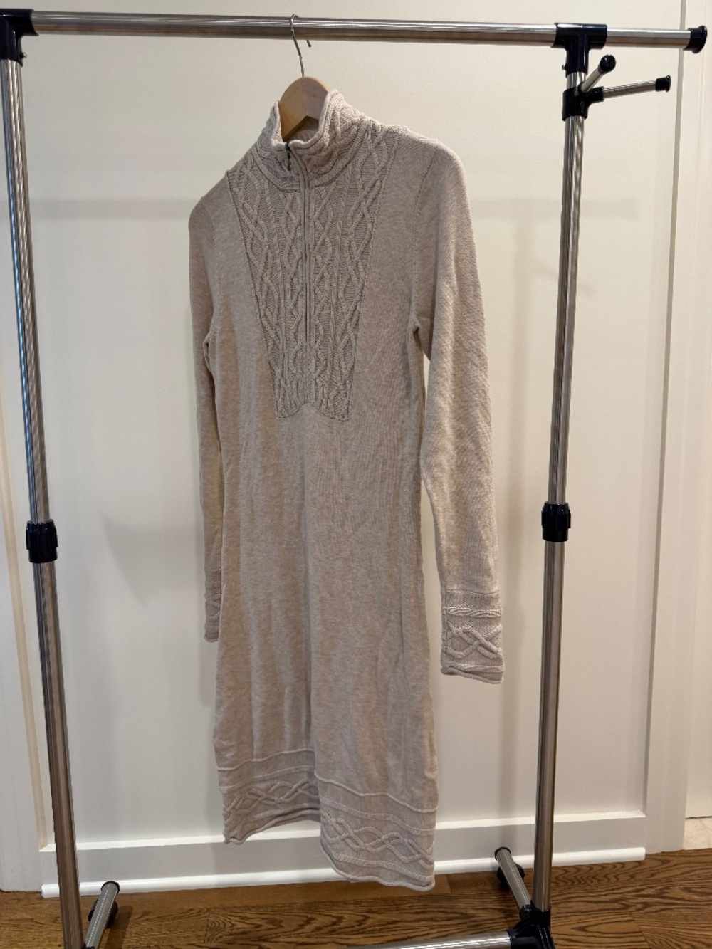 Cream Athlete Longsleeve Cable Knit Sweater Dress (Size M)